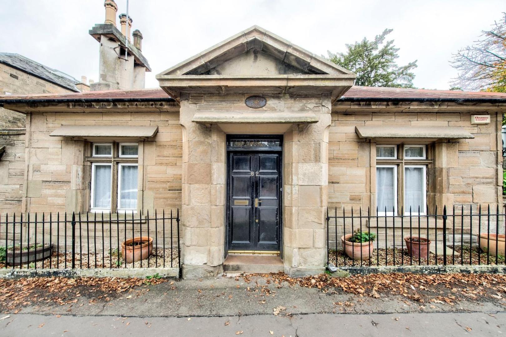 Guestready - Classic Charm Near Holyrood Park 爱丁堡 外观 照片